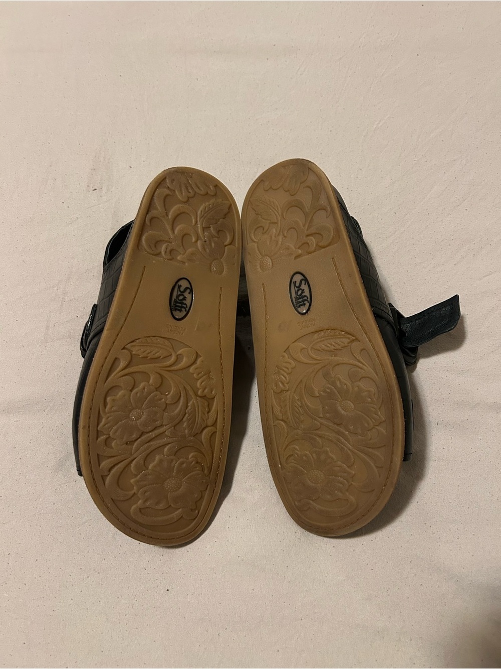 Sofft Black Croc-Embossed Double Buckle Slingback Sandals - Picture 6 of 8